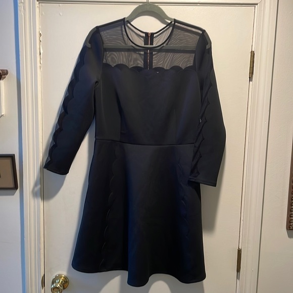 Ted Baker Dresses & Skirts - TED Baker Netted Scolloped Neckline Sleeves MIDI Dress Never Worn